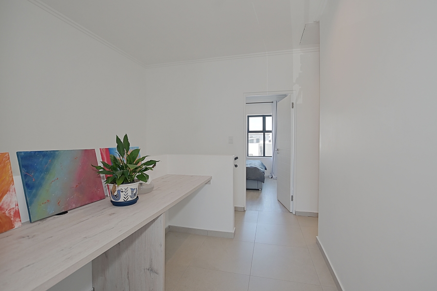 3 Bedroom Property for Sale in Sandown Western Cape